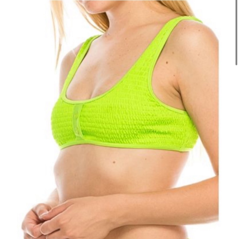 Kendall + Kylie Neon Green Henley Bikini Top – Size Medium – Textured & Trendy